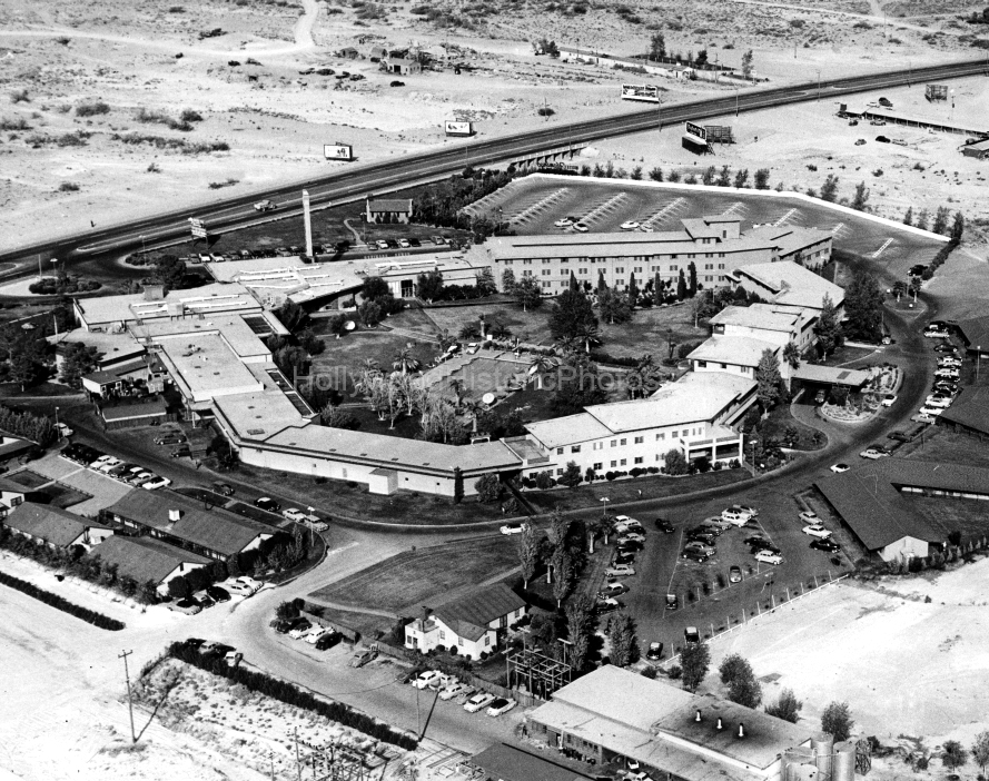 Flamingo Hotel 1950 2 WM.jpg